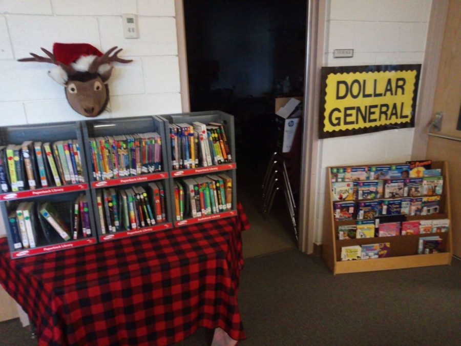 Dollar General Donates Books