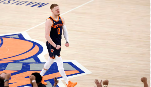 Knicks Pull Off Miraculous Sequence in Final Minute